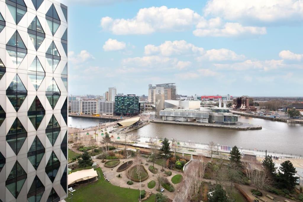 Stylish Mediacity 2Bed, Sleeps 6, Amazing Views Manchester Exterior foto