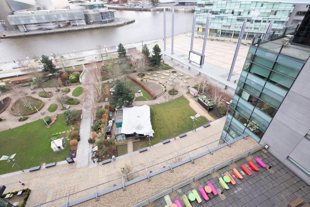 Stylish Mediacity 2Bed, Sleeps 6, Amazing Views Manchester Exterior foto