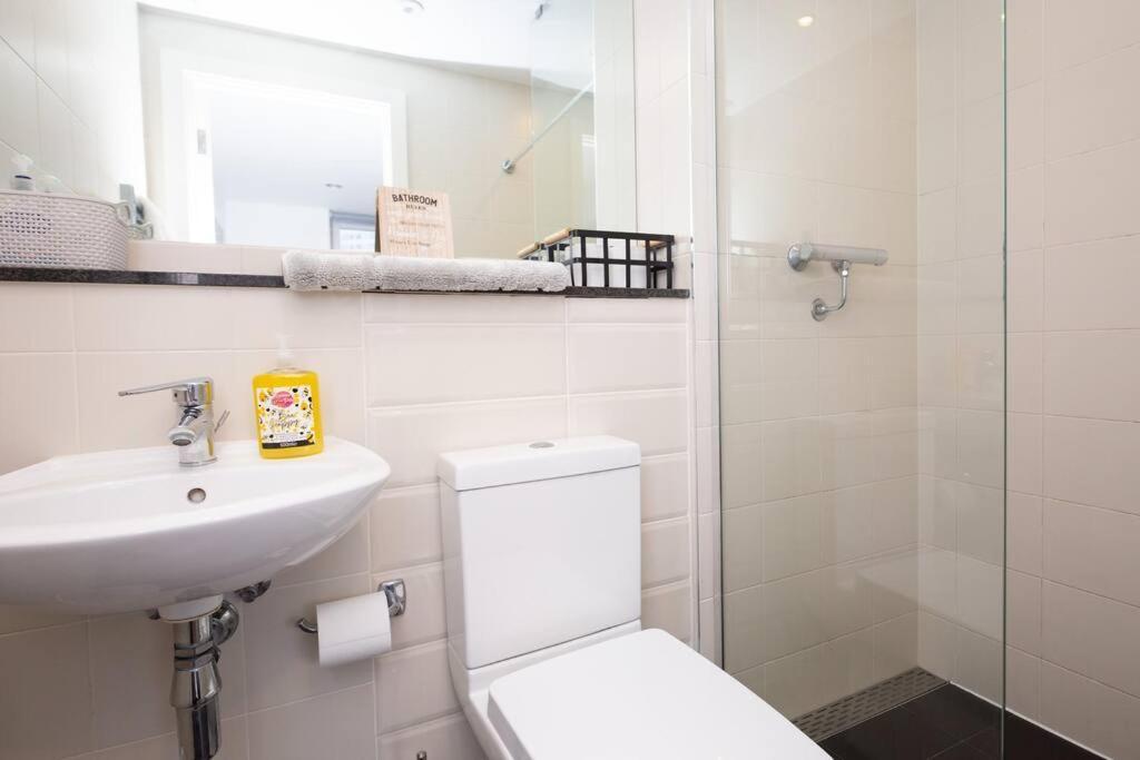 Stylish Mediacity 2Bed, Sleeps 6, Amazing Views Manchester Exterior foto