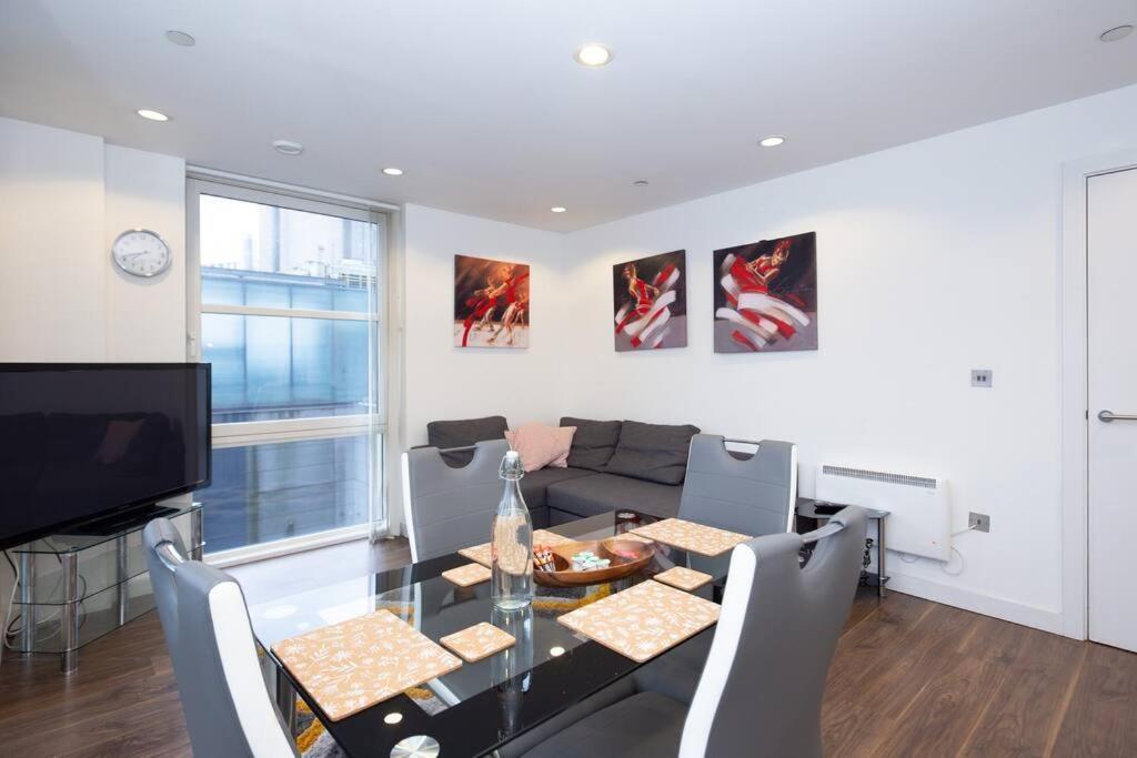 Stylish Mediacity 2Bed, Sleeps 6, Amazing Views Manchester Exterior foto